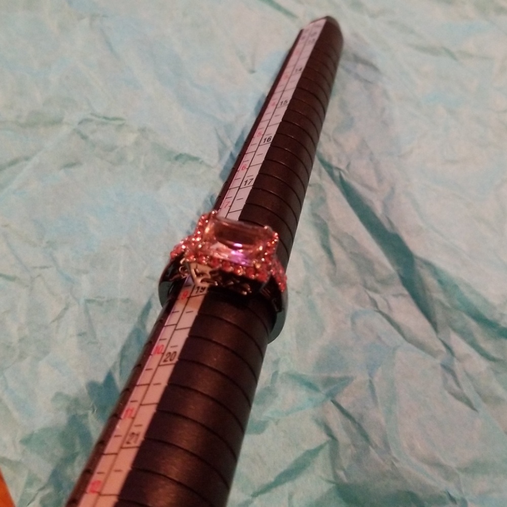 Ring - Picture 5 of 5